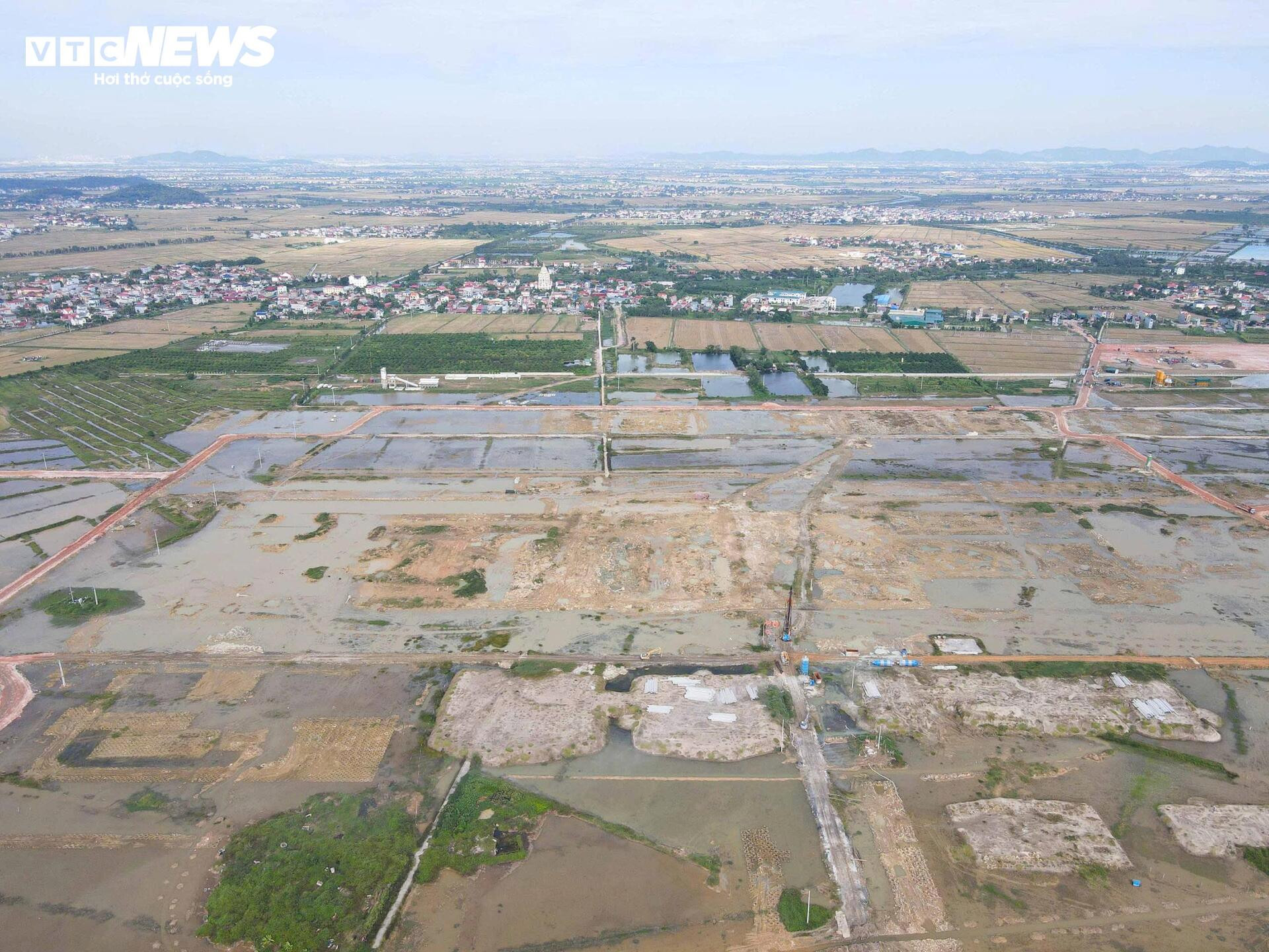 Cận cảnh khu đất gần 2.000 ha xây dựng sân bay lớn nhất miền Bắc - Ảnh 10
