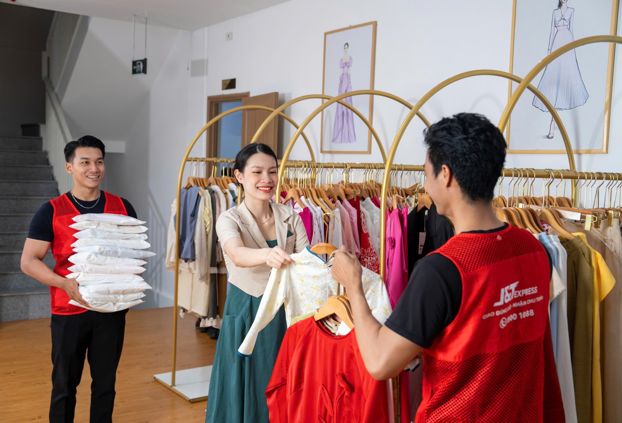 J&T Express tăng tốc hỗ trợ doanh nghiệp Việt mùa mua sắm cuối năm - Ảnh 3