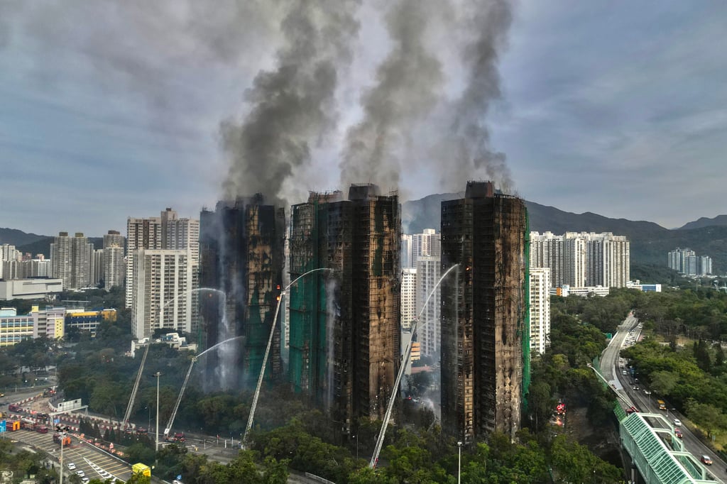 Số người thiệt mạng trong vụ cháy 8 toà chung cư tăng lên 128, hơn 200 trường hợp vẫn chưa rõ tung tích, 80 thi thể không thể nhận dạng - Ảnh 2