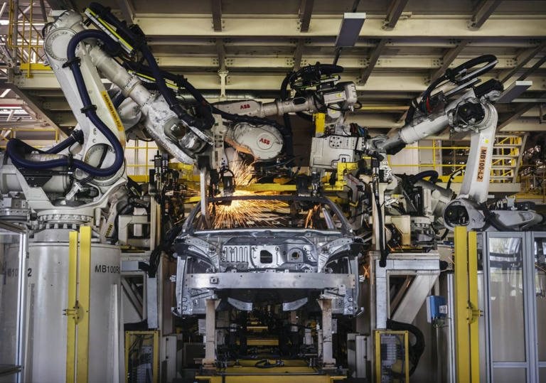 1.000.000 chọi 1: Cũng giống quá khứ, thứ này Trung Quốc chỉ cần "búng tay" là thành ông vua thế giới? - Ảnh 2