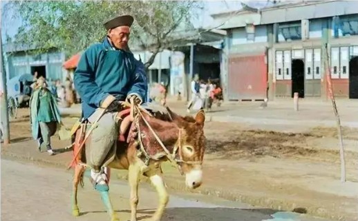 6 bức ảnh hiếm cuối triều Thanh: Chính thất lạnh lùng, thông phòng e dè, diện mạo thái giám gây bất ngờ - Ảnh 5