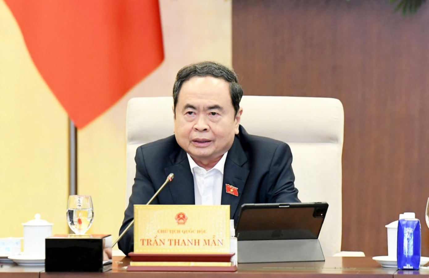 Nghị quyết của Ủy ban Thường vụ Quốc hội về công tác cán bộ - Ảnh 1