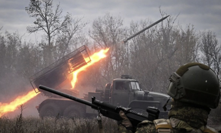 Vì sao Nga muốn sớm kiểm soát thành trì Pokrovsk? - Ảnh 1