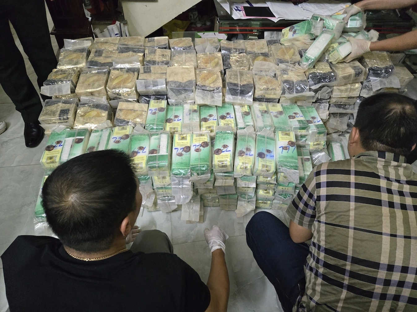 "Ông trùm" đường dây tuồn hàng tấn ma túy vào Việt Nam, "gắn" định vị GPS để đến lấy đưa đi tiêu thụ - Ảnh 1