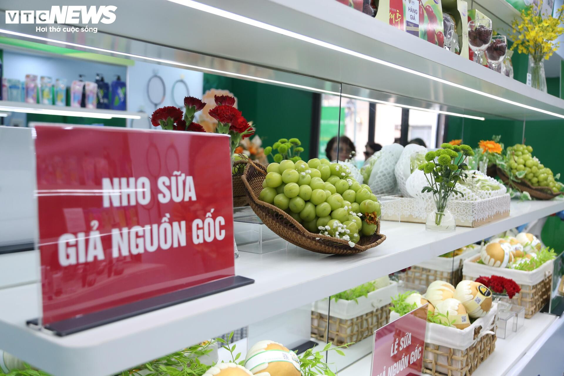 Cận cảnh loạt trái cây 'hot' bị nhái nguồn gốc, lừa người tiêu dùng - Ảnh 3