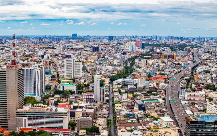 Thái Lan bị hạ dự báo tăng trưởng 2026, Việt Nam vẫn giữ “điểm sáng” khu vực - Ảnh 1