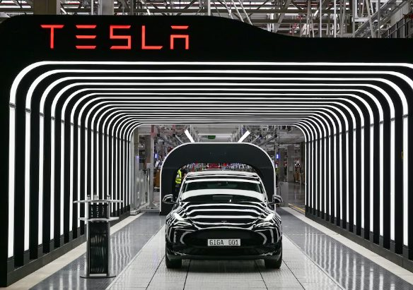 ‘Cơn đau đầu’ mới của Elon Musk: Doanh số giảm gần 1 nửa tại châu Âu khi thị trường xe điện chung tăng 26% – chuyện gì đang xảy ra? - Ảnh 1