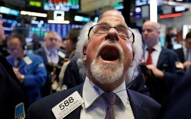 Một cổ phiếu ngân hàng bất ngờ bị tự doanh CTCK "xả" trăm tỷ trong phiên đầu tuần 10/11 - Ảnh 1