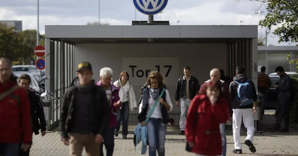 Đầu tàu kinh tế của EU đối mặt với tình thế nguy cấp