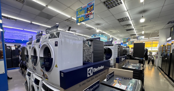 Một mặt hàng điện máy bất ngờ bán chạy nhờ... mưa nhiều