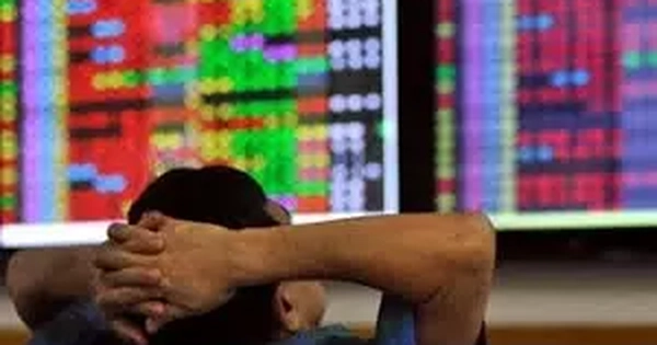 Cổ phiếu vốn hóa lớn đồng loạt giảm mạnh