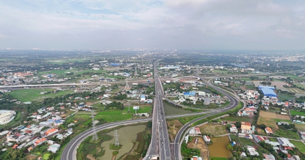 Toàn cảnh Vành đai 3 TP.HCM đoạn qua Tây Ninh tăng tốc về đích