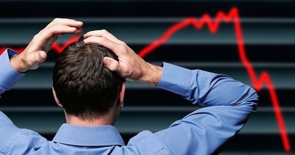 Hàng loạt doanh nghiệp 'bay hơi' gần như toàn bộ lợi nhuận so với cùng kỳ