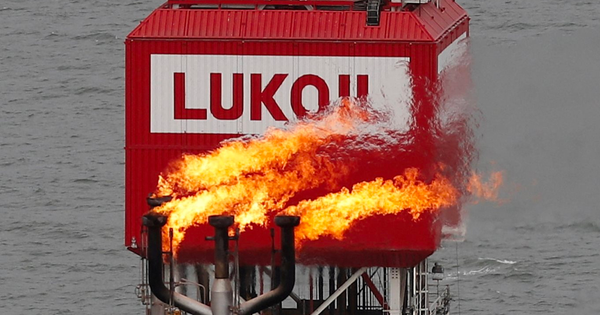 Vừa rao bán 20 tỷ USD tài sản ở nước ngoài, 'ông lớn' dầu khí lớn thứ 2 Nga có ngay khách sộp chỉ sau 3 ngày: Là một nhà tài phiệt đến từ EU, sở hữu 5,4 tỷ USD