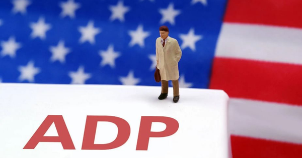 Một báo cáo việc làm cho thấy mức tăng vượt dự báo: Liệu có đủ 'bẻ lái' quyết định lãi suất của Fed