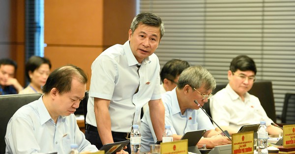 Đại biểu Quốc hội đề xuất quy định khu đô thị mới phải có trạm sạc xe điện