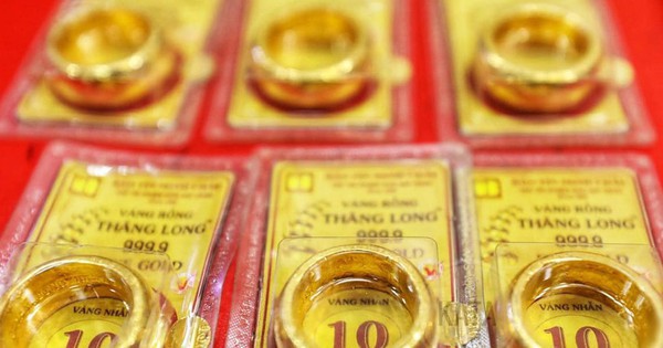 Có nên đợi giá vàng nhẫn về 130 triệu đồng để mua?