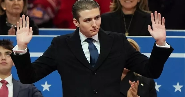 Hé lộ tài sản của Barron Trump