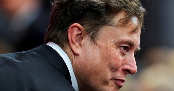 Vừa được chấp nhận gói thưởng 1 nghìn tỷ USD, Elon Musk tuyên bố có thể giúp 'GDP toàn cầu tăng 100 lần'