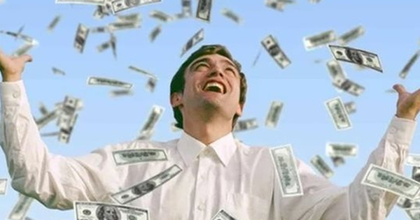 Một cổ phiếu phòng thủ bất ngờ "tăng dựng đứng" 80% lên đỉnh lịch sử, cổ đông lớn tạm lãi gần 130 tỷ chỉ sau 3 tháng