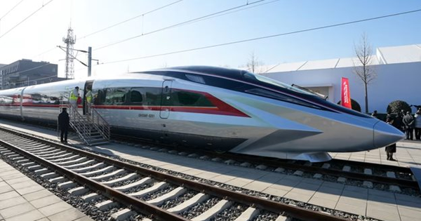 Thần tốc xây hơn 32.000 km đường sắt cao tốc trong 10 năm, gấp chục lần Shinkansen của Nhật Bản, Trung Quốc gánh khoản nợ cực 'khủng'