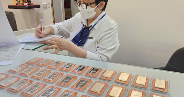 Giá bạc hôm nay 8-11: Thông báo bất ngờ của một công ty bạc