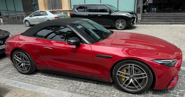 Rao Mercedes-AMG SL 43 ‘siêu lướt’ giá 5,9 tỷ đồng, người bán cho biết ra biển hết 7,2 tỷ, mới lăn bánh hơn 500km