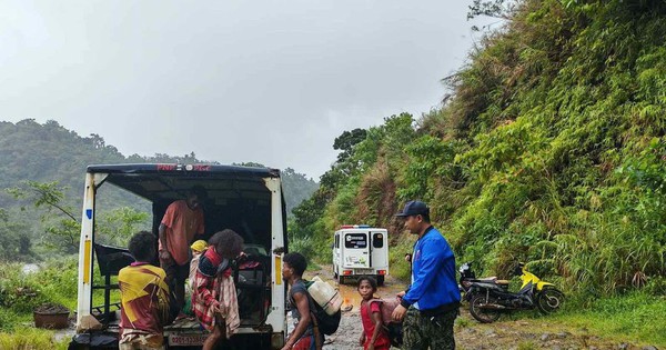 Siêu bão Fung Wong giật 230 km/giờ đổ bộ Philippines, đã có người thiệt mạng