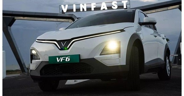 VinFast của tỷ phú Phạm Nhật Vượng đang hoạt động thế nào tại nền kinh tế lớn thứ 5 thế giới?