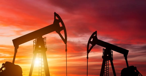 Một quốc gia châu Âu bất ngờ được Mỹ cho vào danh sách ‘ngoại lệ’ với dầu Nga: Có thể mua hàng từ Moscow vô điều kiện, từng phụ thuộc đến 86% dầu thô