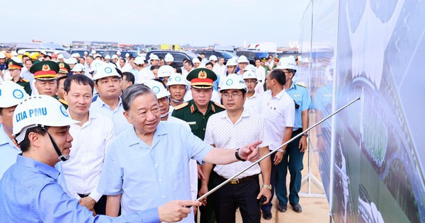Trước ngày trọng đại, Tổng Bí thư Tô Lâm thị sát và động viên toàn lực lượng thi công siêu dự án 16 tỷ USD của Việt Nam
