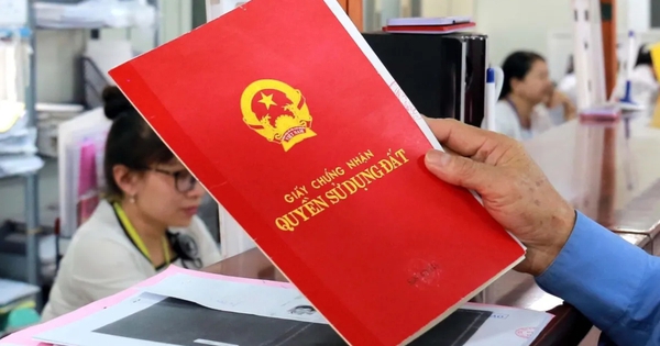 Vừa có thay đổi lớn về nộp sổ đỏ online, người dân cần làm gì?