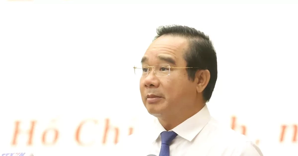 Chủ tịch UBND TP.HCM nói về dự án chống ngập 10.000 tỉ, đường sắt nối sân bay Long Thành