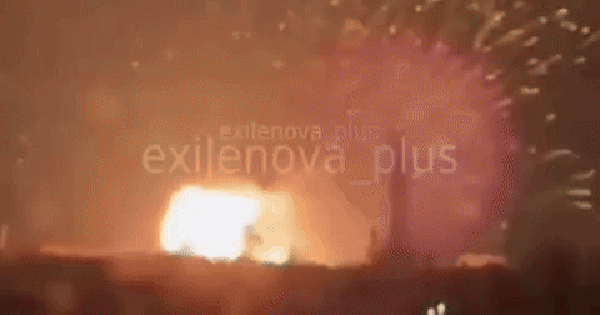 Ukraine đánh 'cảng dầu số 2 của Nga', khói trùm Novorossiysk — Moscow đáp trả bằng 430 UAV và 18 tên lửa
