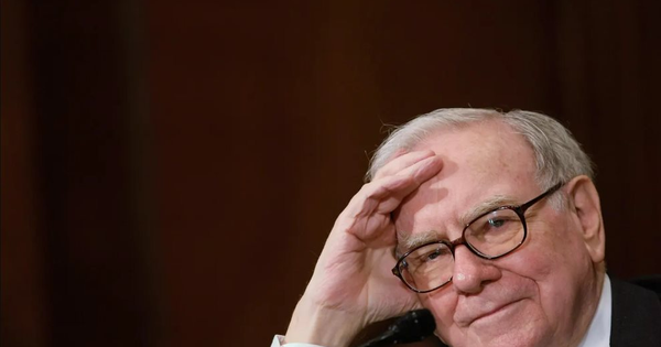Mặc nỗi sợ bong bóng AI, tập đoàn của huyền thoại Warren Buffett quyết không 'bỏ lỡ lần hai' một cổ phiếu công nghệ: Chuyện gì đây?