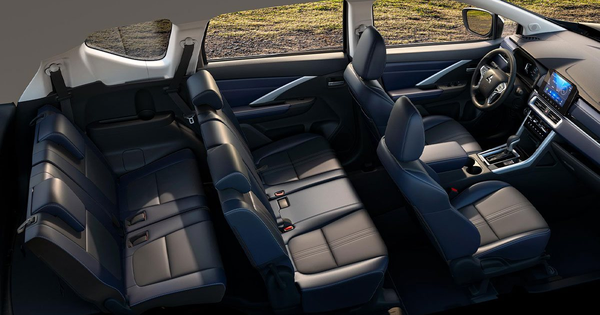 5 mẫu xe bán chạy nhất thì hết 4 xe là VinFast, chỉ 1 mẫu xe xăng chen được vào: Sức mạnh nằm ở đâu?