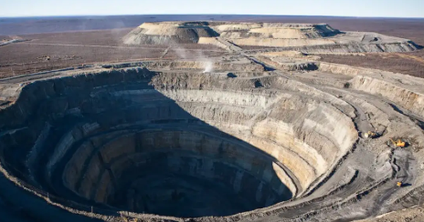 Trung Quốc giảm mua hàng, Nga gửi sang Việt Nam hơn 5 triệu tấn ‘báu vật’ quốc gia: Giá rẻ hấp dẫn, thuế nhập khẩu 5%