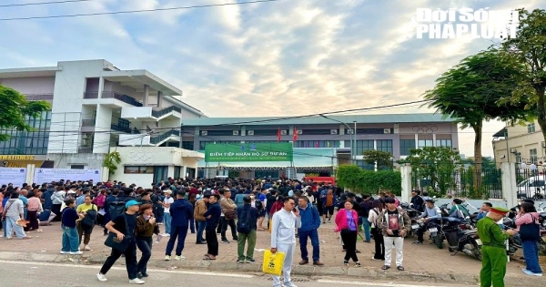 "Cuộc đua" nộp hồ sơ mua nhà ở xã hội: Cận cảnh dòng người chen chân tìm cơ hội an cư tại dự án CT3 Kim Chung