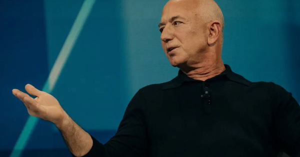 Jeff Bezos quay trở lại làm CEO 1 startup AI, loạt nhân sự cấp cao rời OpenAI, Google DeepMind để đầu quân