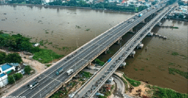 Kỳ tích Việt Nam: Cầu vượt sông 11.000 tấn bỗng cao thêm 1,25 m bằng công nghệ có 1-0-2