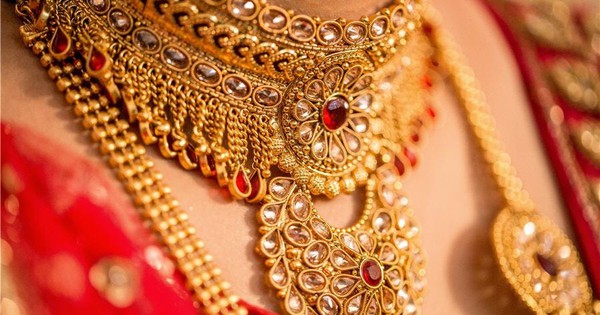 Nhập khẩu vàng của quốc gia châu Á tăng 200% trong tháng 10, thâm hụt hàng hóa đạt mức cao nhất mọi thời đại