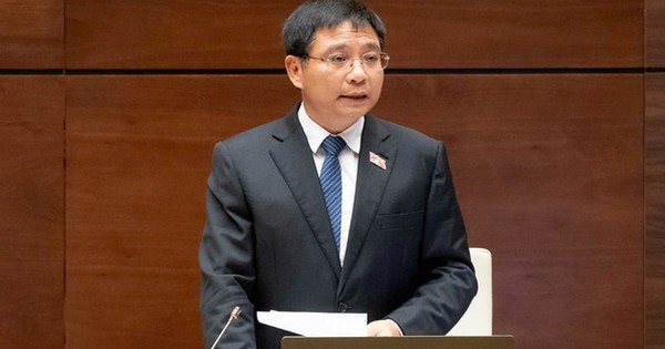 Người dân bị ép mua bảo hiểm khi vay vốn, Bộ trưởng Bộ Tài chính nói gì?