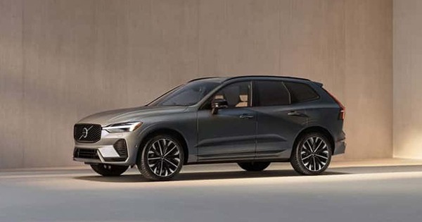 Volvo S90, XC60 mới về Việt Nam - rẻ hơn phiên bản cũ hàng trăm triệu đồng