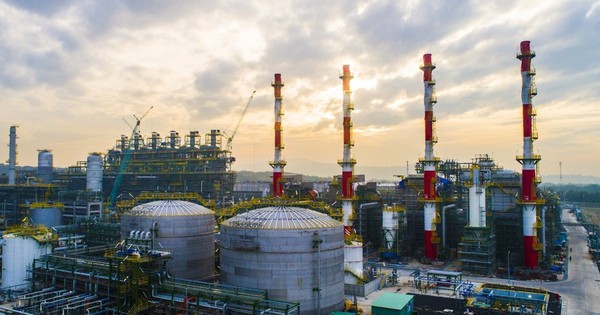 Tập đoàn công nghiệp số 1 Thái Lan rót 5,4 tỷ USD, siêu nhà máy vận hành: Việt Nam là 'cứ điểm chiến lược'