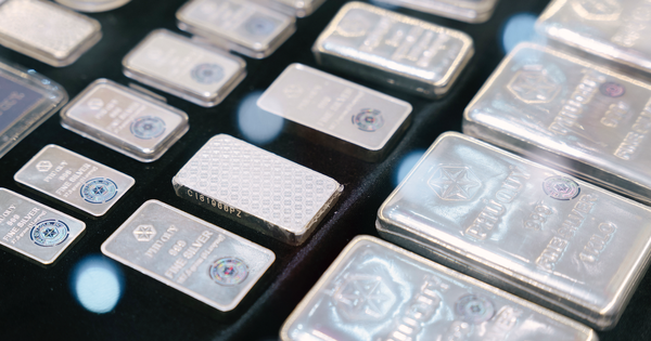 Giá bạc duy trì ở mức hơn 52 triệu đồng/kg