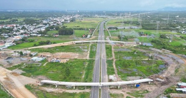 Phó Thủ tướng yêu cầu tranh thủ thời tiết, tăng ca đưa Vành đai 3 về đích 19/12