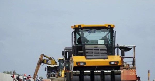 Cận cảnh cao tốc Cần Thơ - Cà Mau trước ngày thông xe