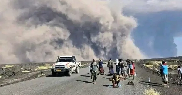 Núi lửa lần đầu tiên phun trào sau 12.000 năm, nhân chứng mô tả 'nổ như bom'