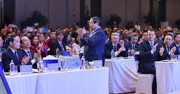 Thủ tướng dự các hoạt động tâm điểm tại Diễn đàn Kinh tế mùa Thu