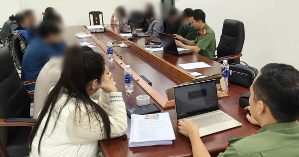 Đường dây tiền ảo TOSI chiếm đoạt 90 tỉ đồng, giăng bẫy hơn 8.000 người